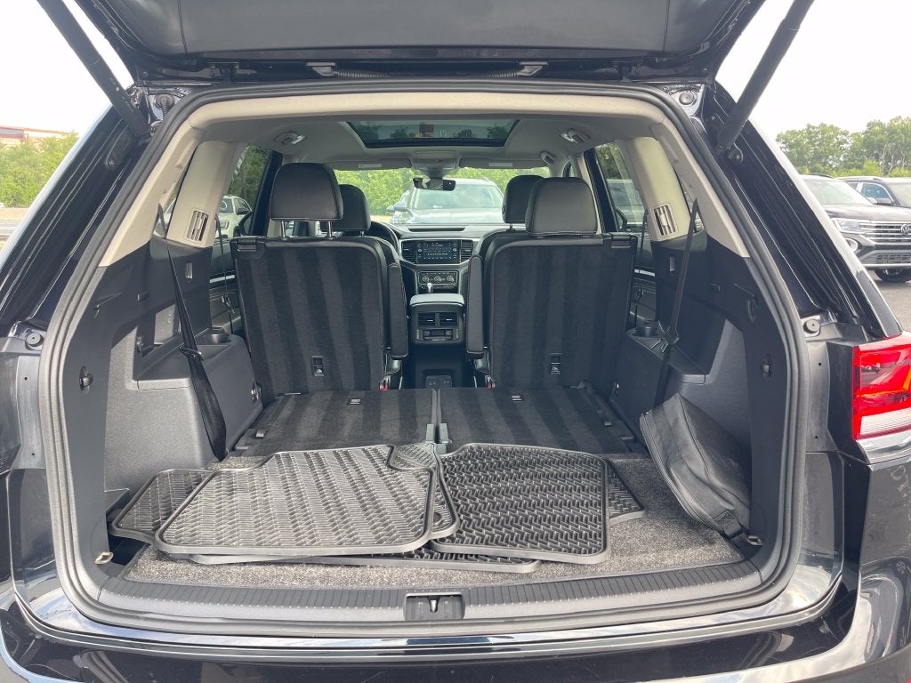 2023 Volkswagen Atlas 3.6L V6 SEL Premium R-Line