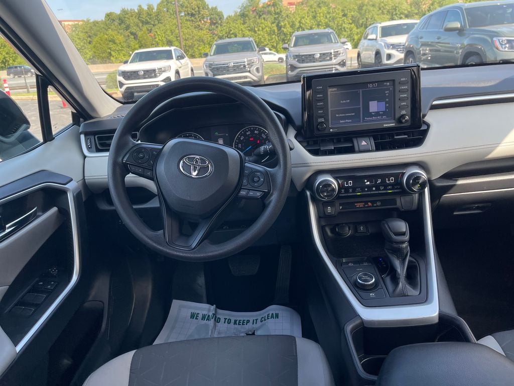 2022 Toyota RAV4 Hybrid XLE