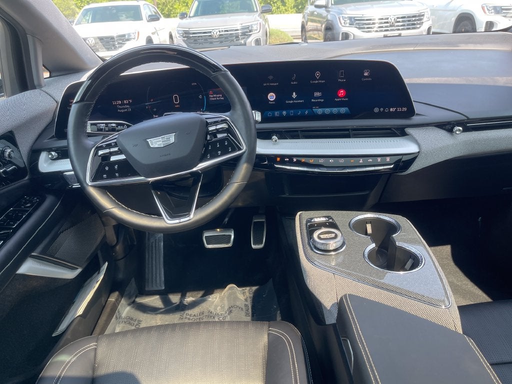 2025 Cadillac OPTIQ Sport 2