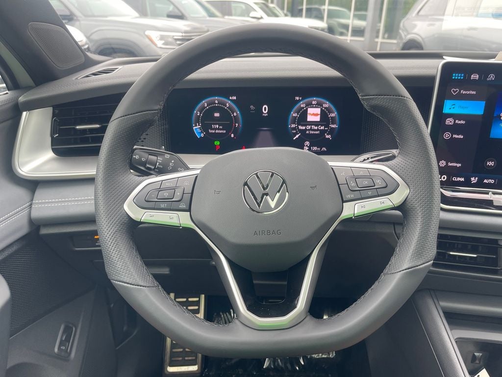 2025 Volkswagen Tiguan 2.0T SE R-Line Black