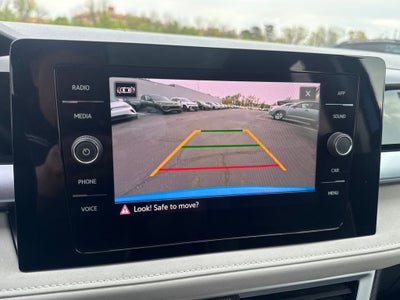 2025 Volkswagen Taos 1.5T SE