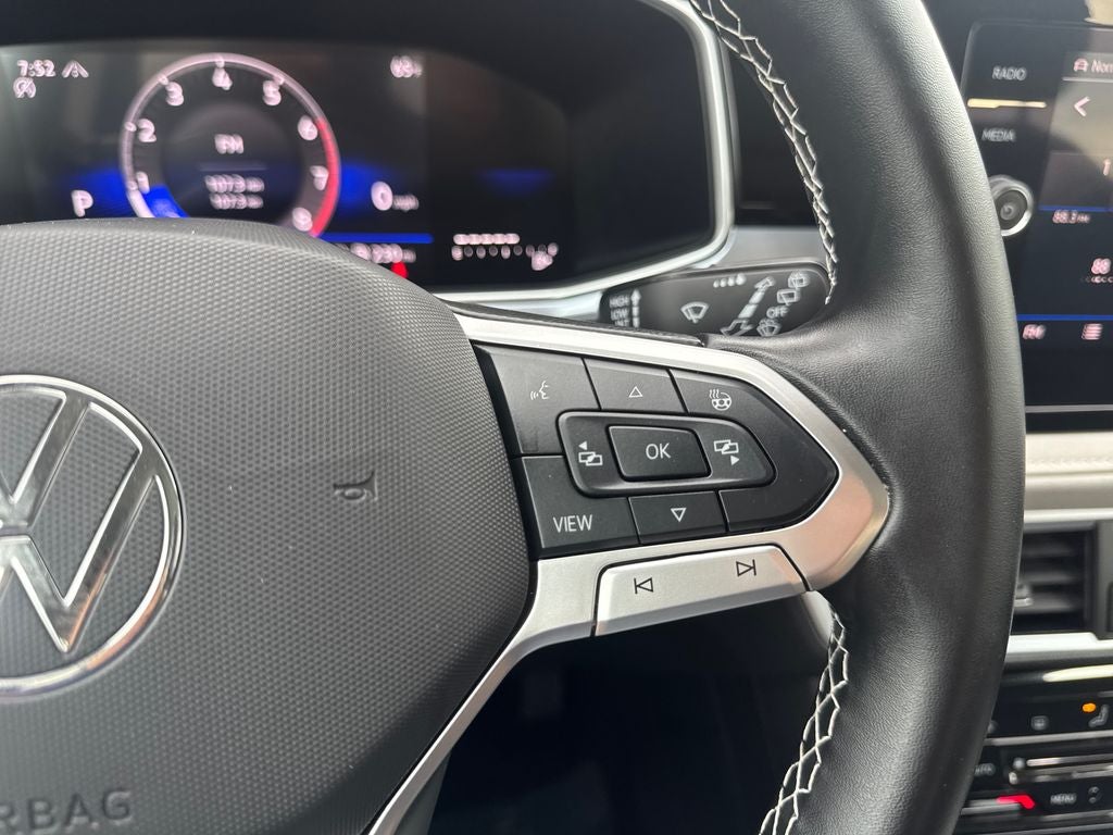 2025 Volkswagen Taos 1.5T SE