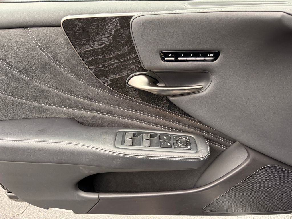 2022 Lexus LS 500 Base