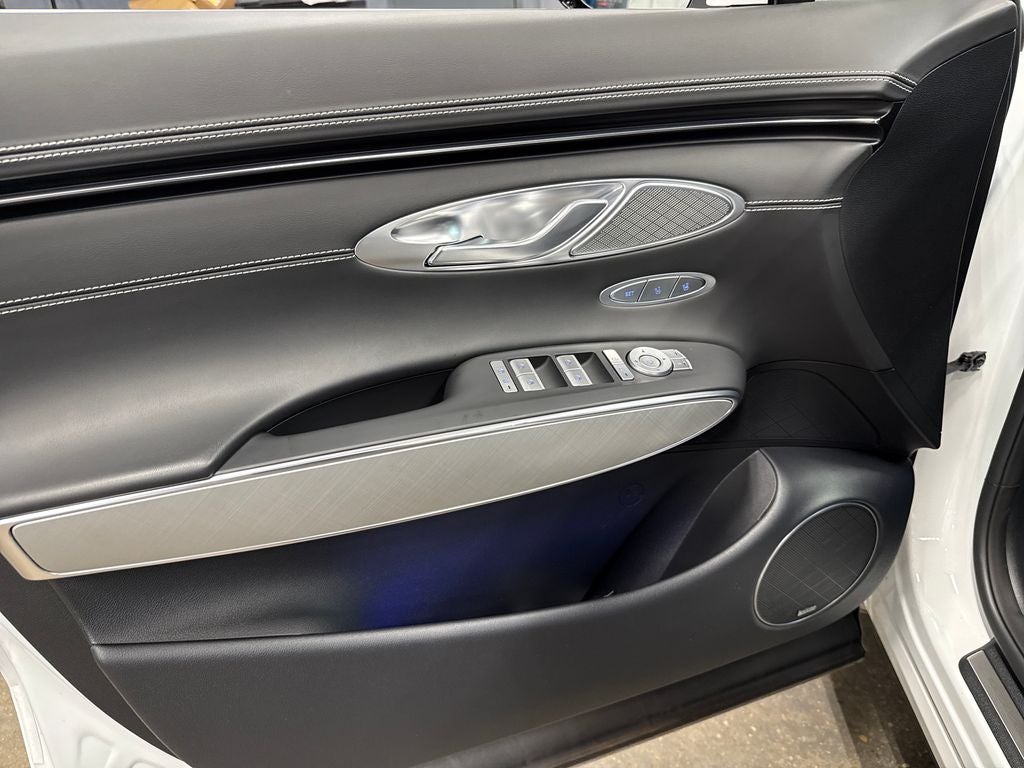 2025 Genesis Electrified GV70 Advanced