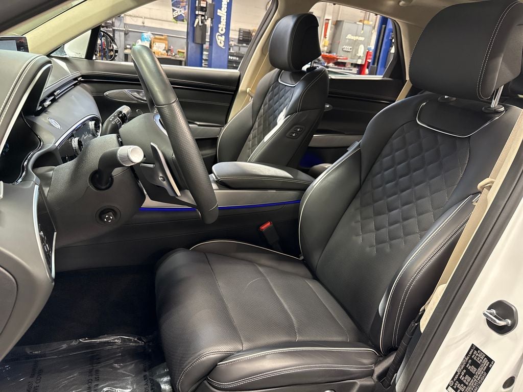 2025 Genesis Electrified GV70 Advanced