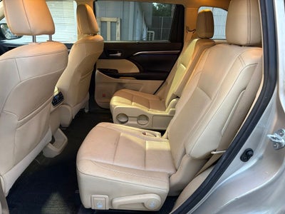 2016 Toyota Highlander Limited Platinum V6