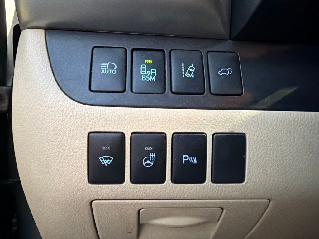 2016 Toyota Highlander Limited Platinum V6
