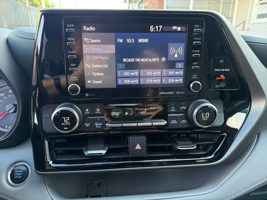 2020 Toyota Highlander LE