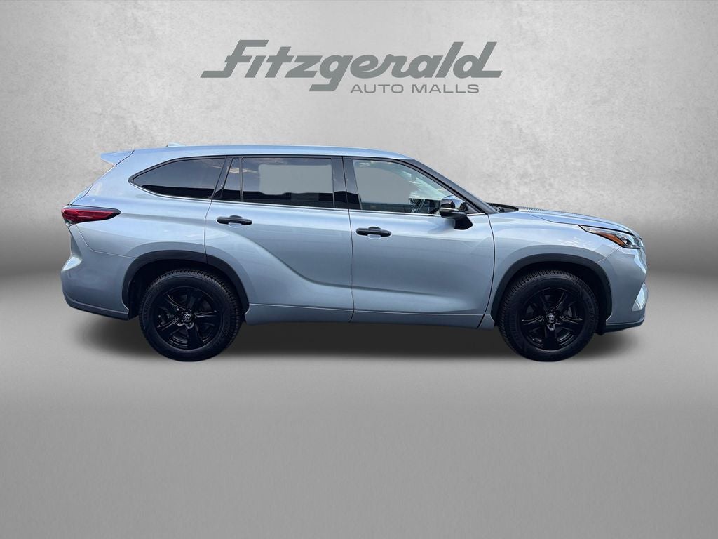 2020 Toyota Highlander LE