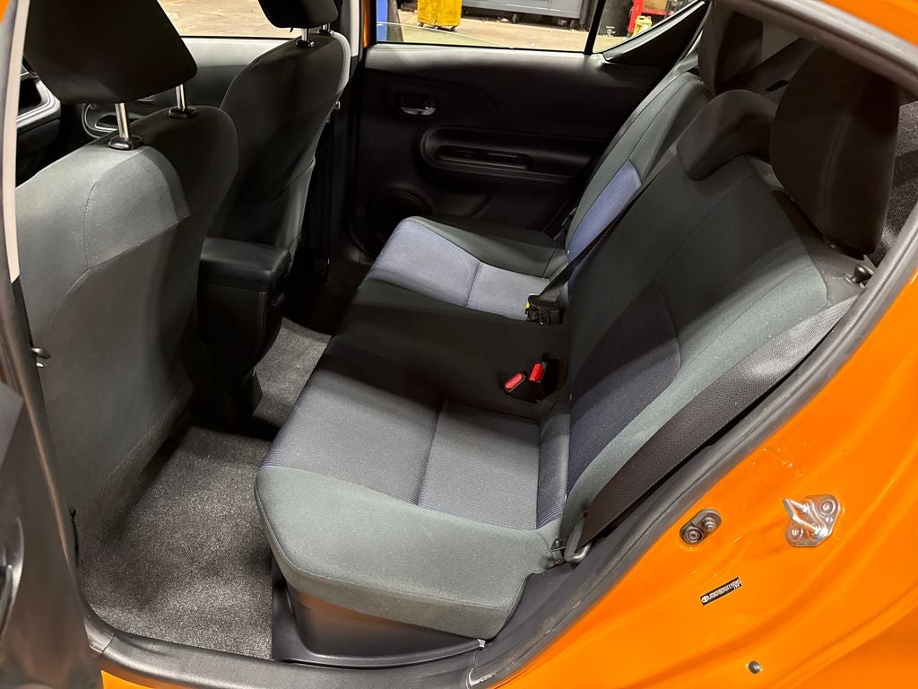 2016 Toyota Prius c Two