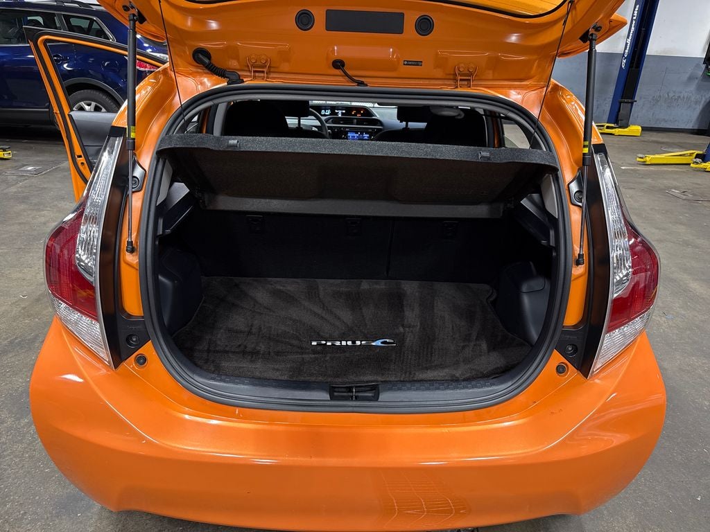 2016 Toyota Prius c Two