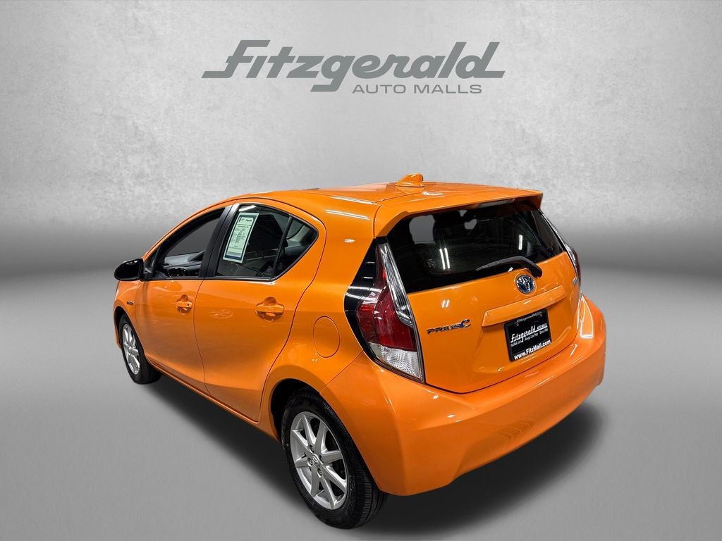 2016 Toyota Prius c Two