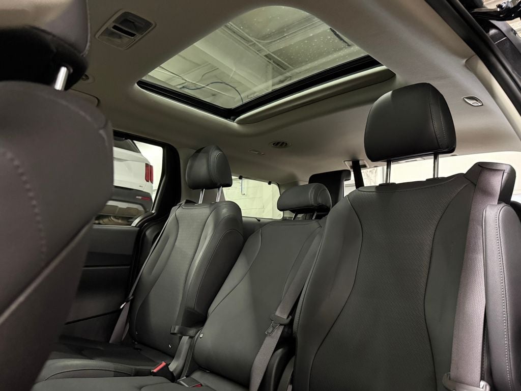 2025 Kia Carnival SX Prestige