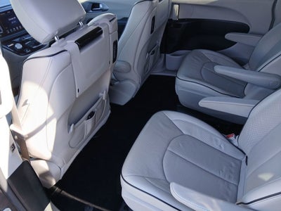 2018 Chrysler Pacifica Hybrid Limited