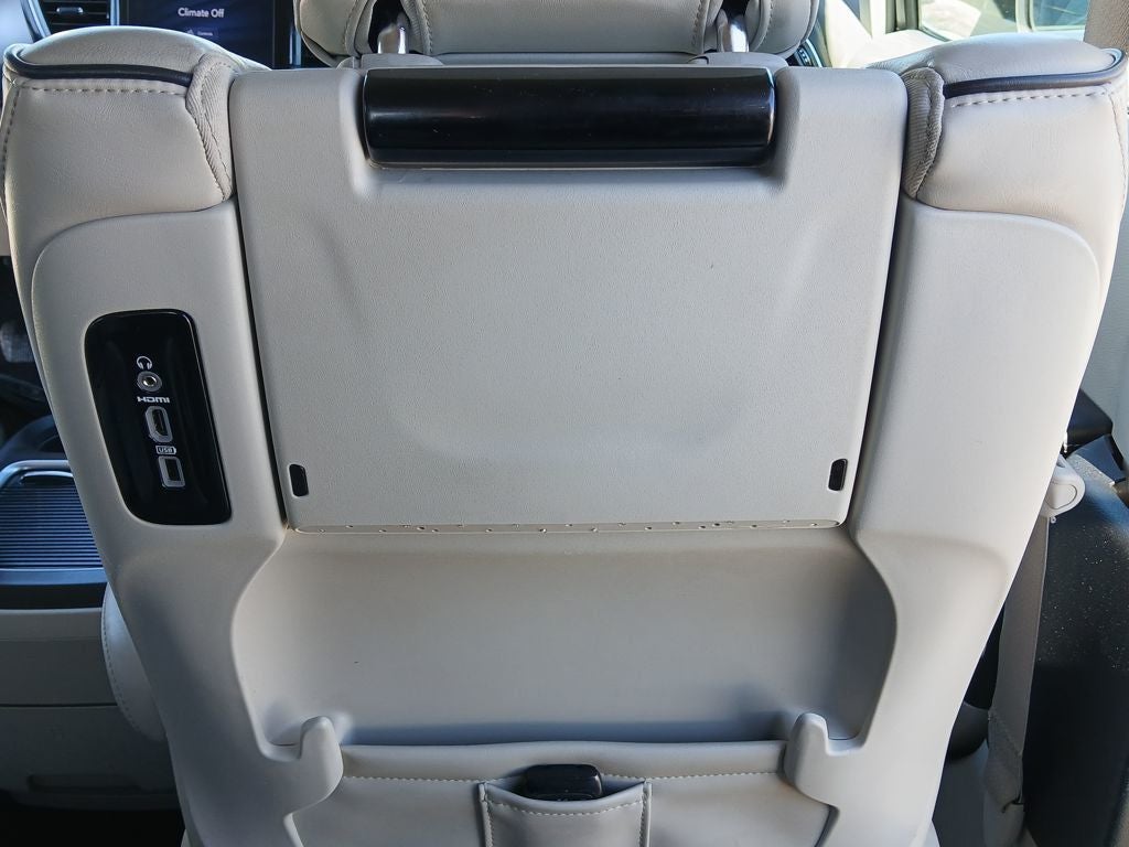 2018 Chrysler Pacifica Hybrid Limited