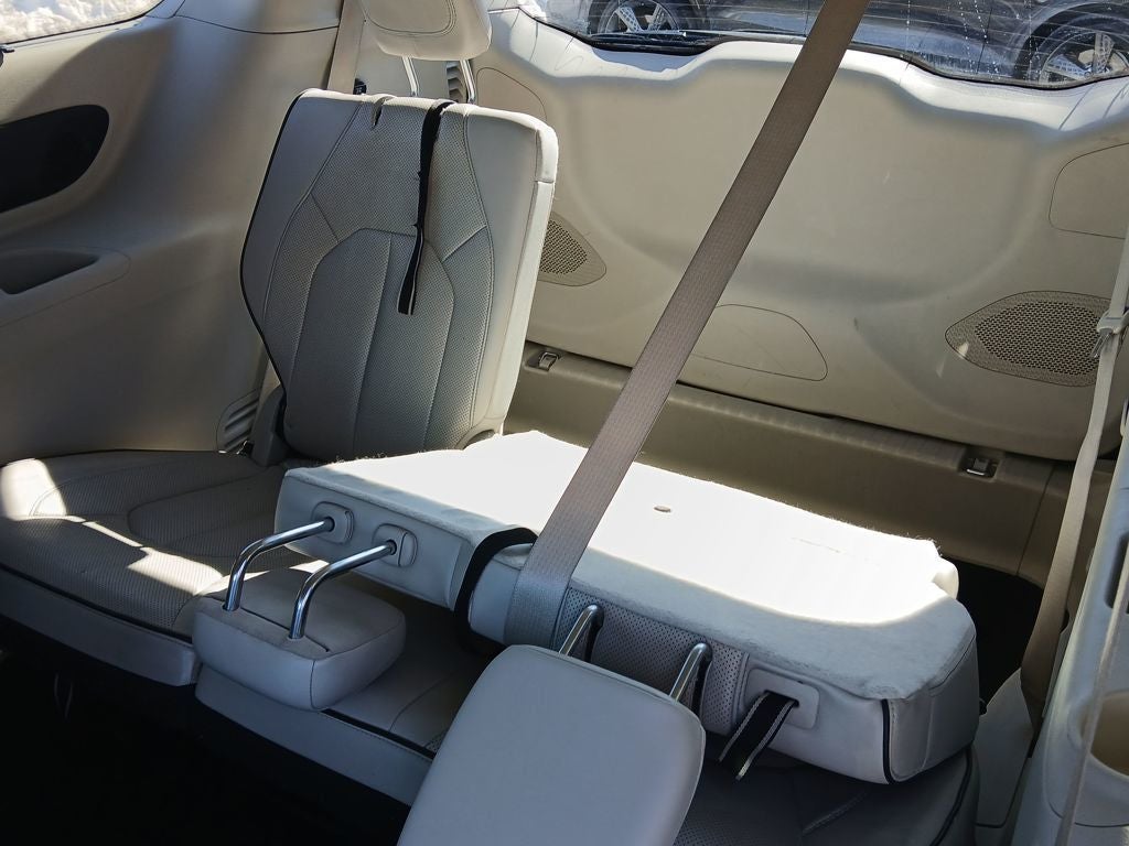 2018 Chrysler Pacifica Hybrid Limited