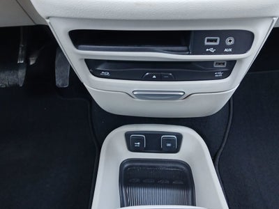 2018 Chrysler Pacifica Hybrid Limited