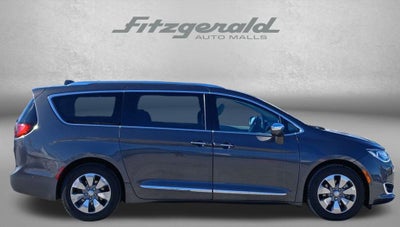 2018 Chrysler Pacifica Hybrid Limited