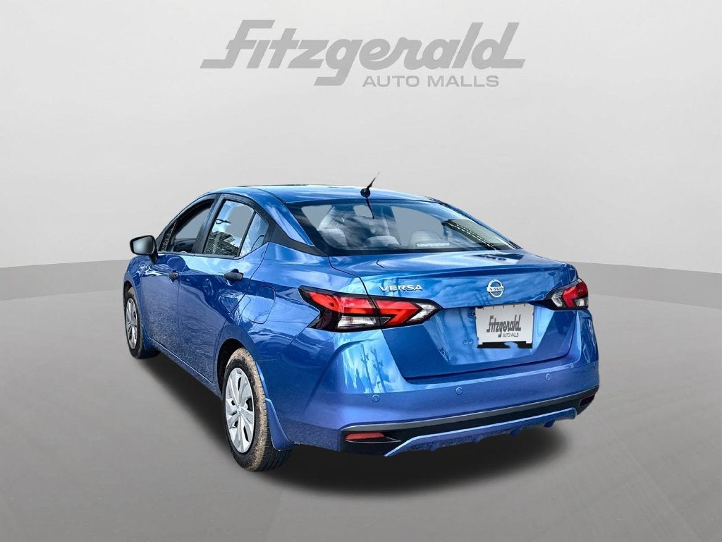 2021 Nissan Versa 1.6 S