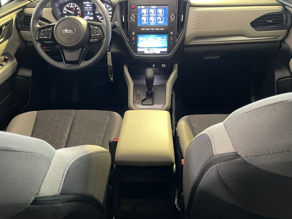 2025 Subaru Forester Base