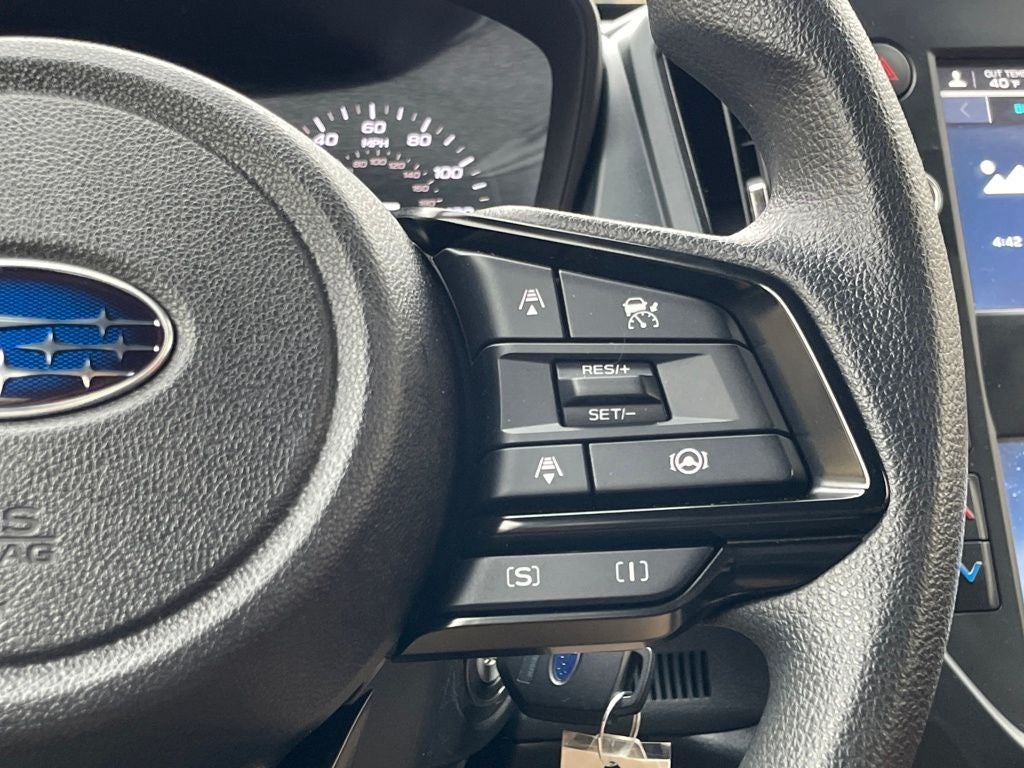 2025 Subaru Forester Base