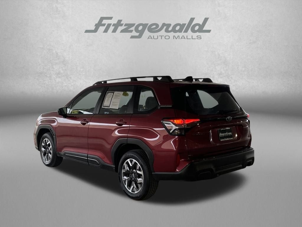 2025 Subaru Forester Base