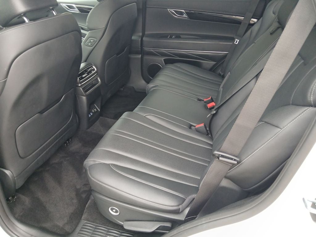 2025 Genesis GV80 2.5T