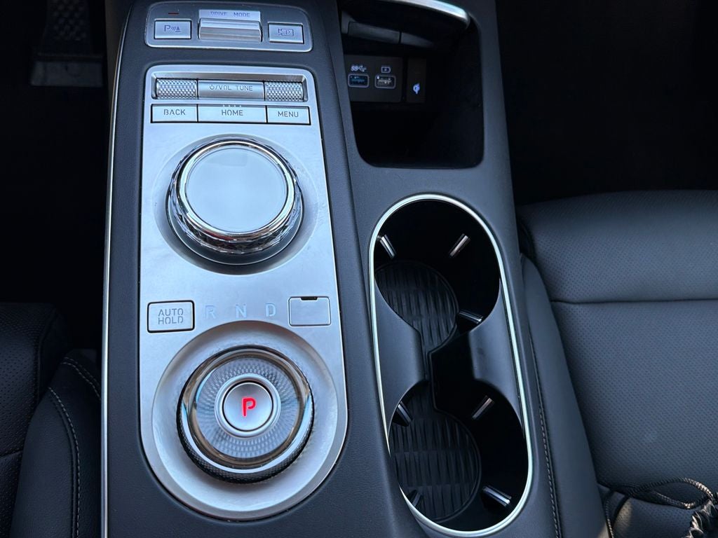 2025 Genesis GV70 2.5T