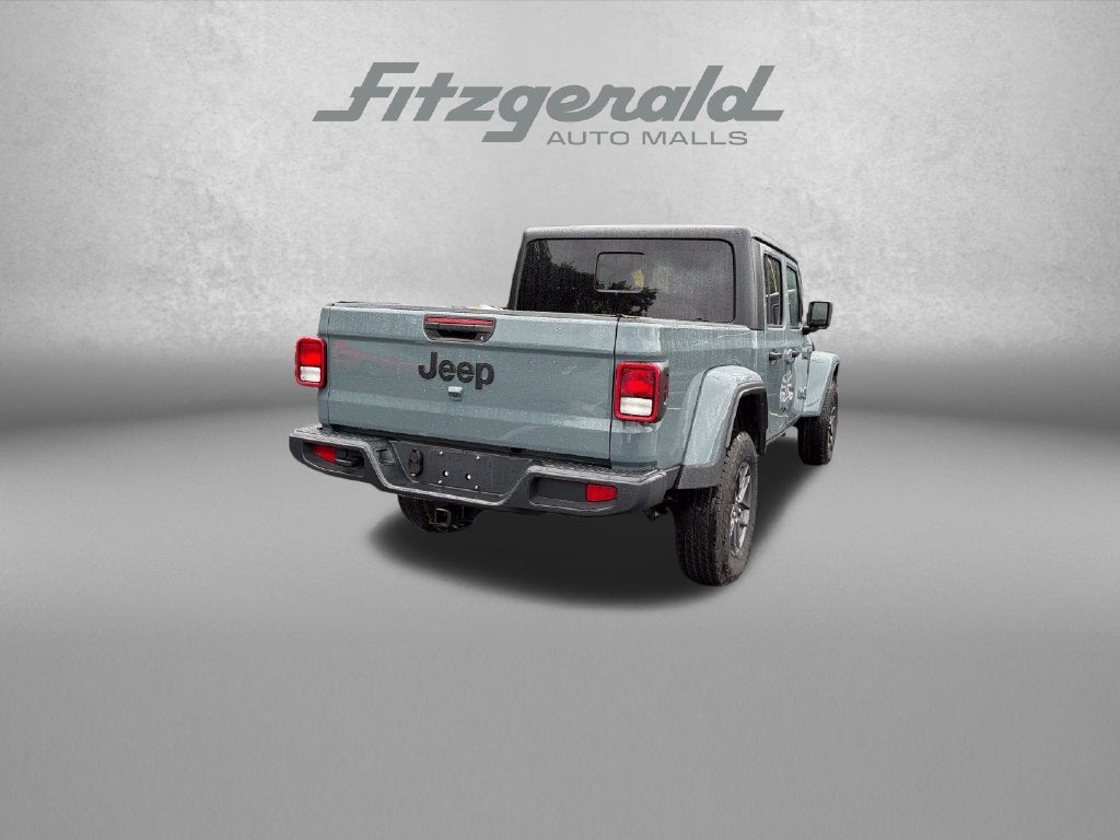 2024 Jeep Gladiator Sport S
