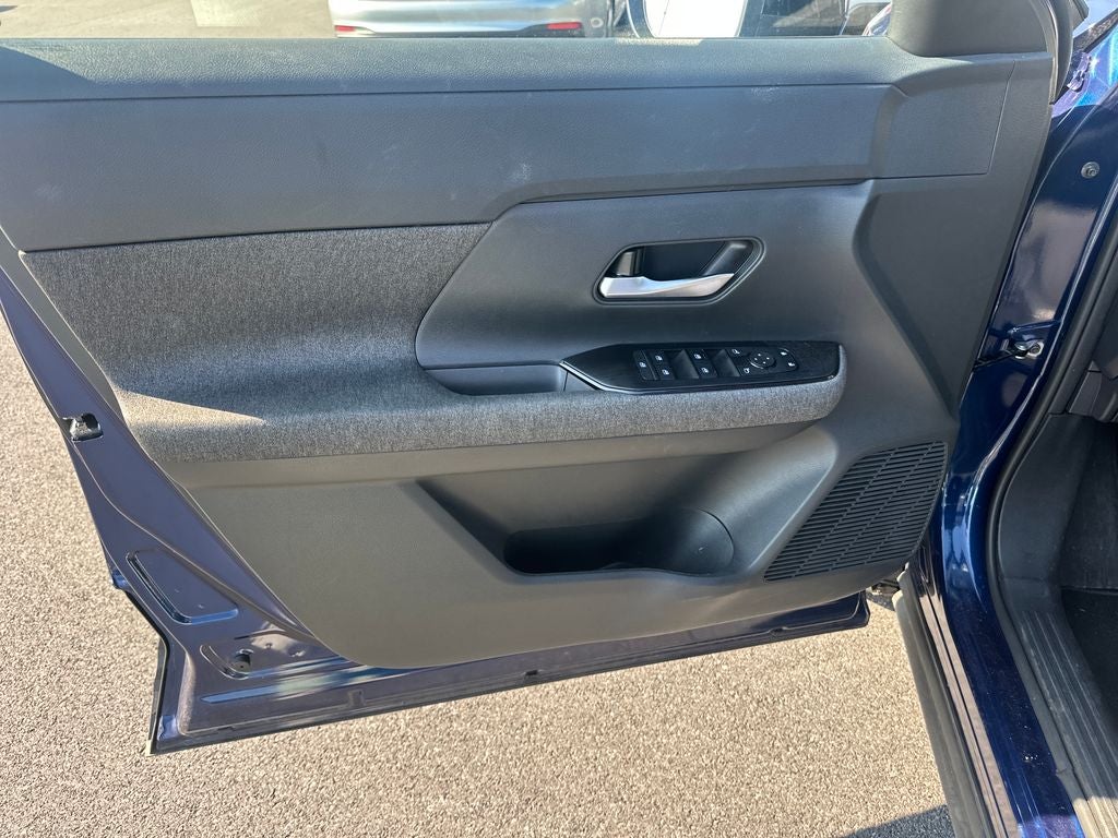 2026 Nissan Kicks MPV SV