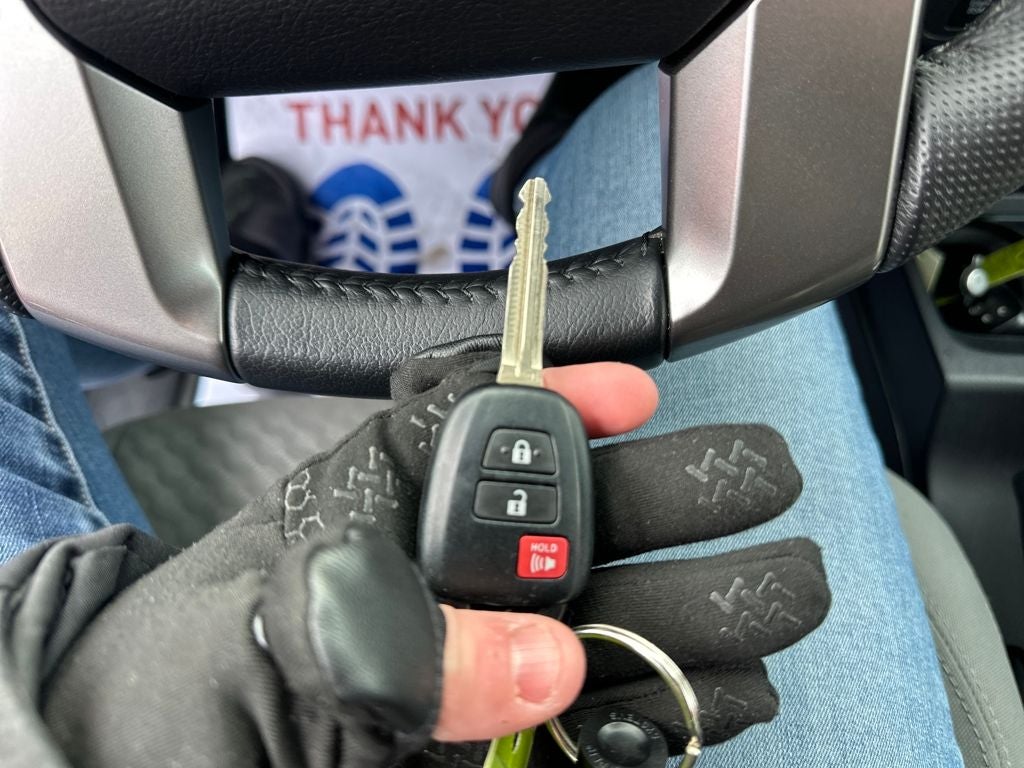 2022 Toyota Tacoma SR5 V6