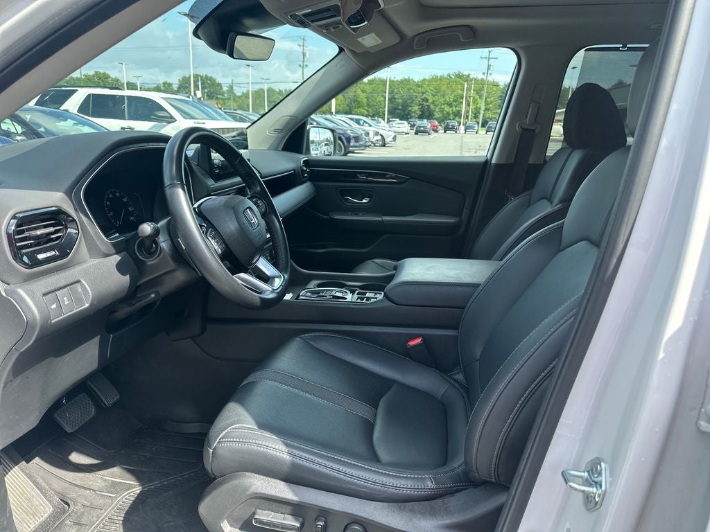 2025 Honda Pilot Touring
