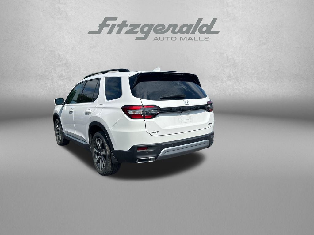 2025 Honda Pilot Touring