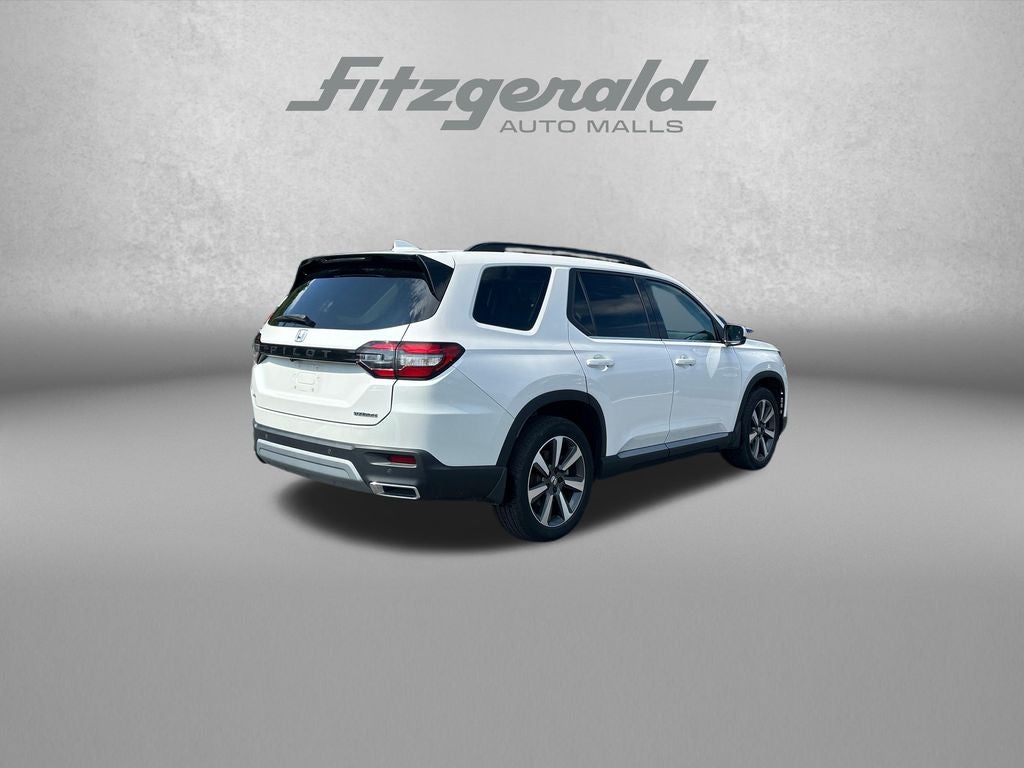 2025 Honda Pilot Touring