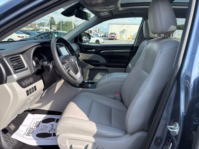 2019 Toyota Highlander Limited Platinum