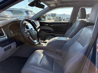 2019 Toyota Highlander Limited Platinum