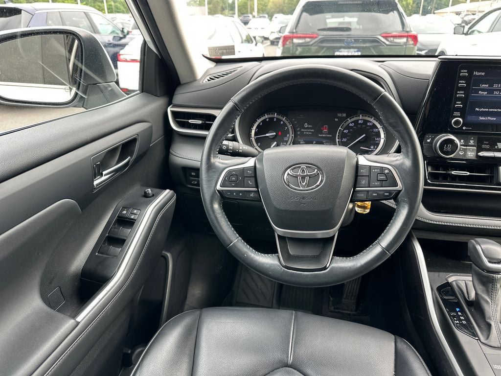 2022 Toyota Highlander XLE