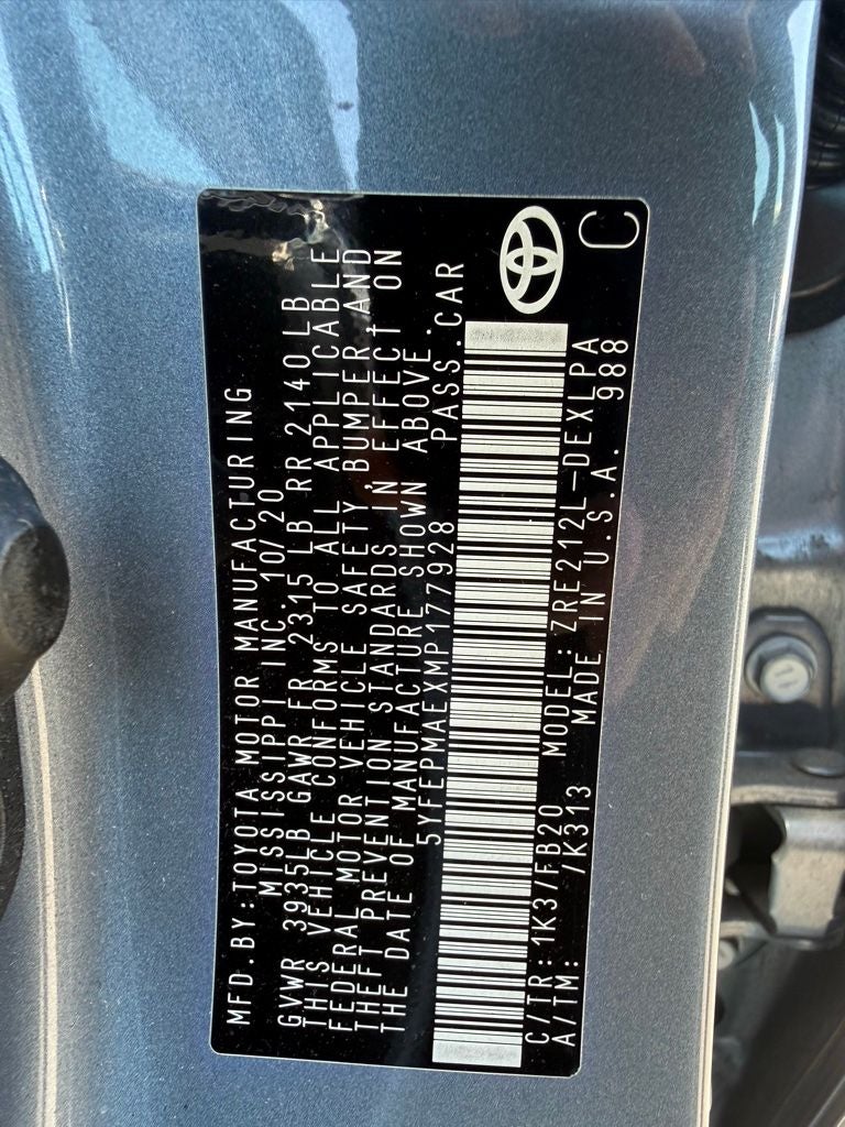 2021 Toyota COROLLA LE