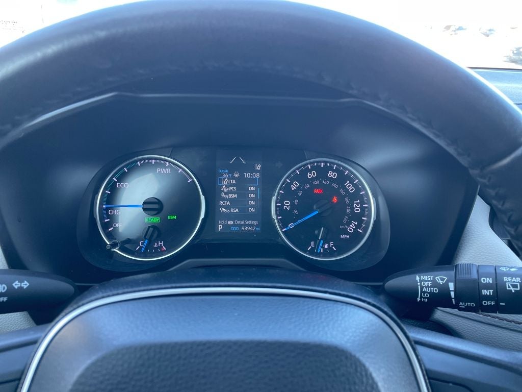 2021 Toyota RAV4 Hybrid XLE