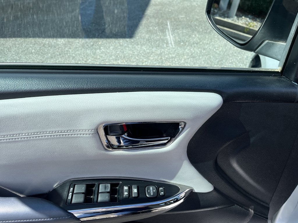 2013 Toyota Avalon XLE Premium