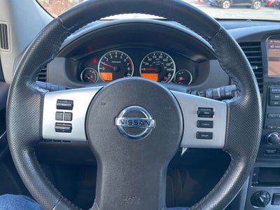 2011 Nissan Pathfinder SV
