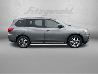 2019 Nissan Pathfinder S