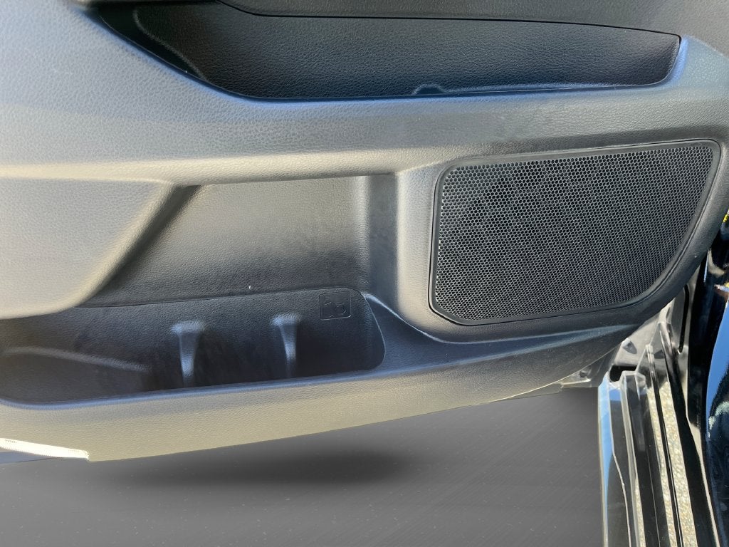 2025 Toyota Sienna XLE 8 Passenger
