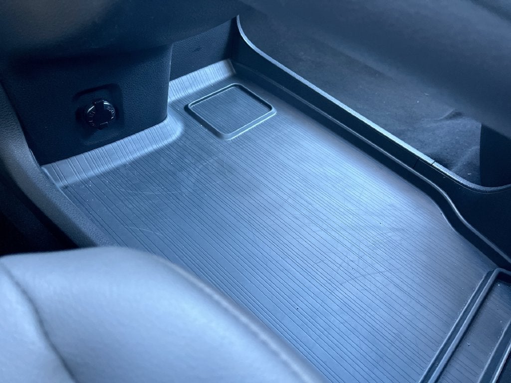 2025 Toyota Sienna XLE 8 Passenger
