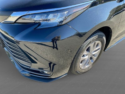 2025 Toyota Sienna XLE 8 Passenger