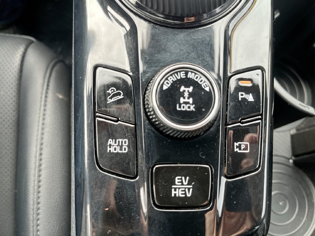 2024 Kia Sportage Plug-In Hybrid X-Line