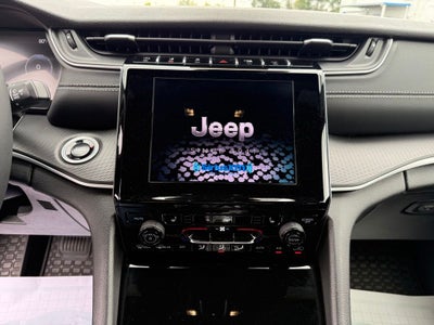 2025 Jeep Grand Cherokee L Laredo 4x4