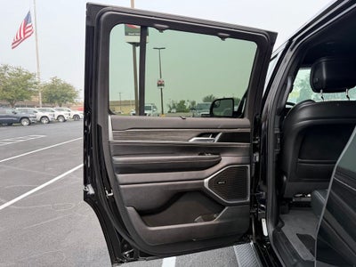 2023 Jeep Wagoneer Series II 4x4