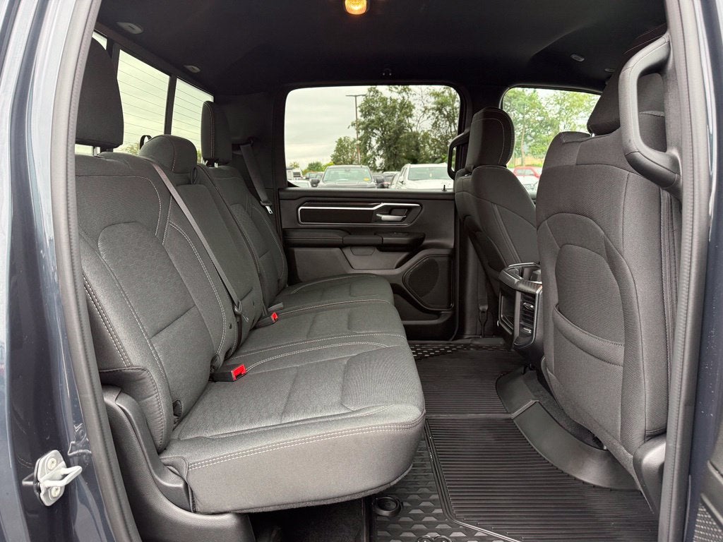 2025 RAM 1500 Big Horn Crew Cab 4x4 5'7' Box