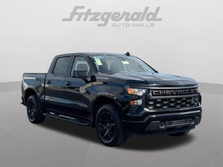 2023 Chevrolet Silverado 1500 4WD Crew Cab Short Bed Custom